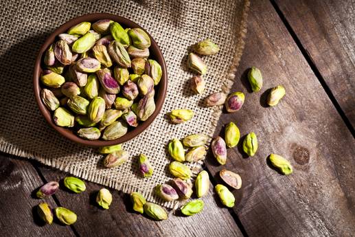 High-protein snack: How useful is it to eat pistachios every day?