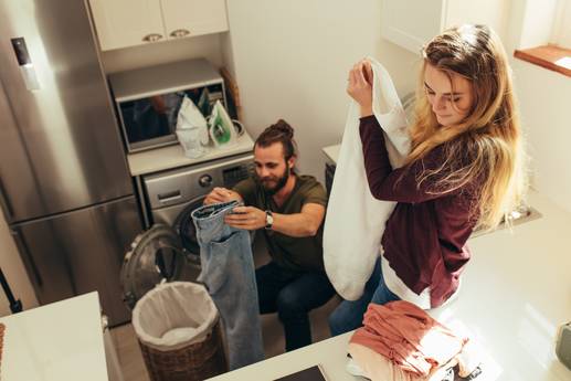 Household: Solid or liquid detergent? Which is better