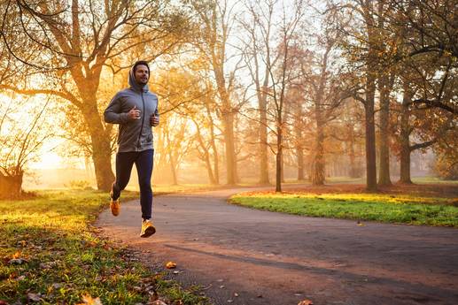 Safety first: How to jog properly in the dark